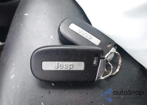 2021 Jeep Grand Cherokee Limited 4X4 z USA, uszkodzony, nr VIN 1C4RJFBG1MC615839